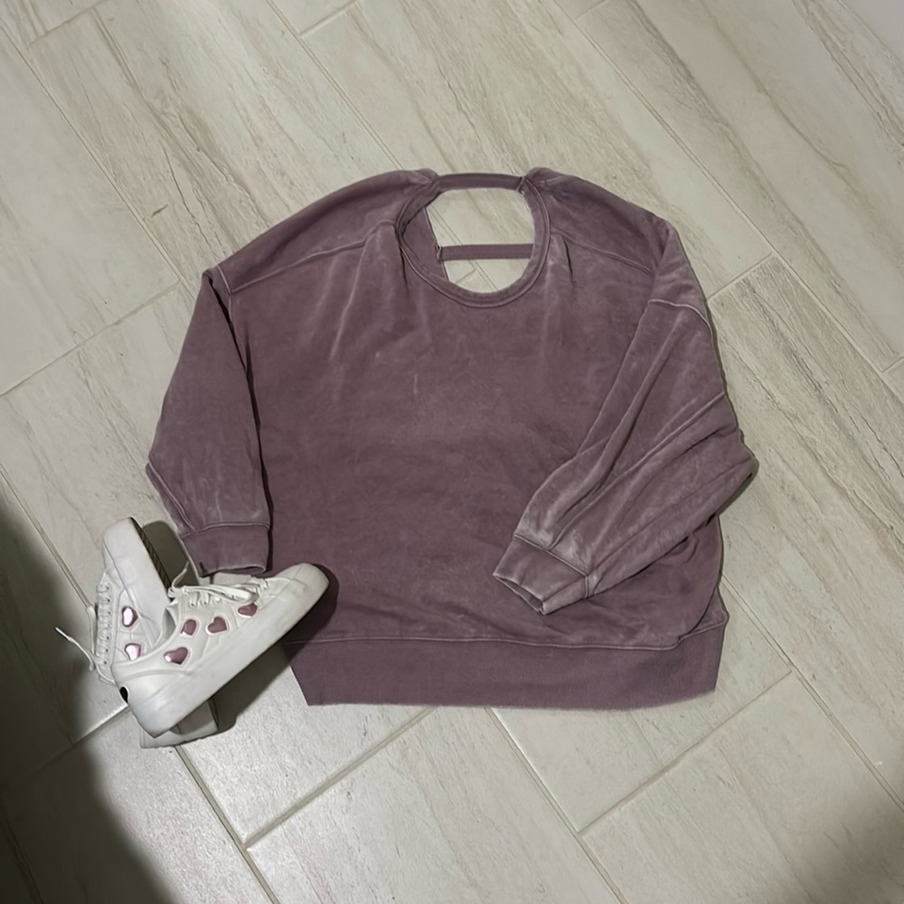 Washed-out Lavender Open Back Sweater 💜